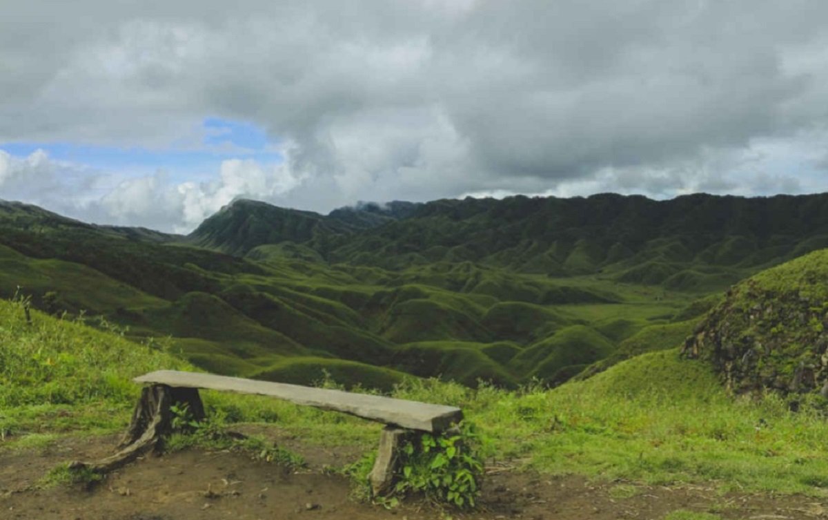 SAYO prohibits admission after 3 PM and requires local guides for trekkers in the Dzükou Valley