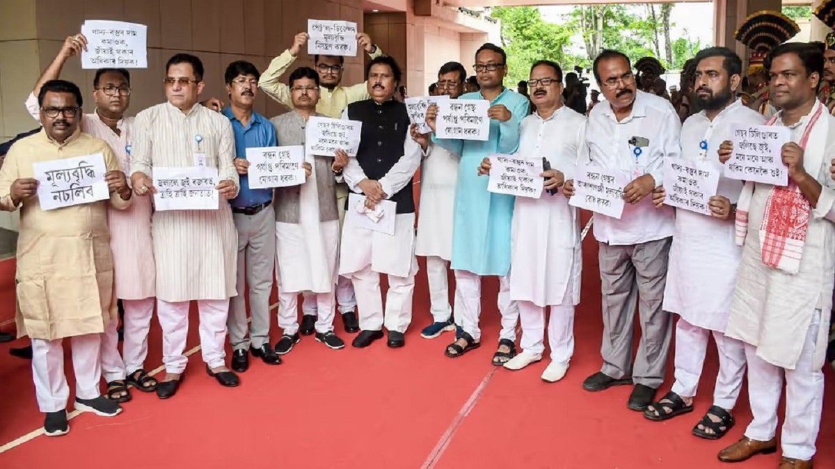 Assam Governor Presents BJP Government Vision Plan Despite Opposition Uproar in Assembly