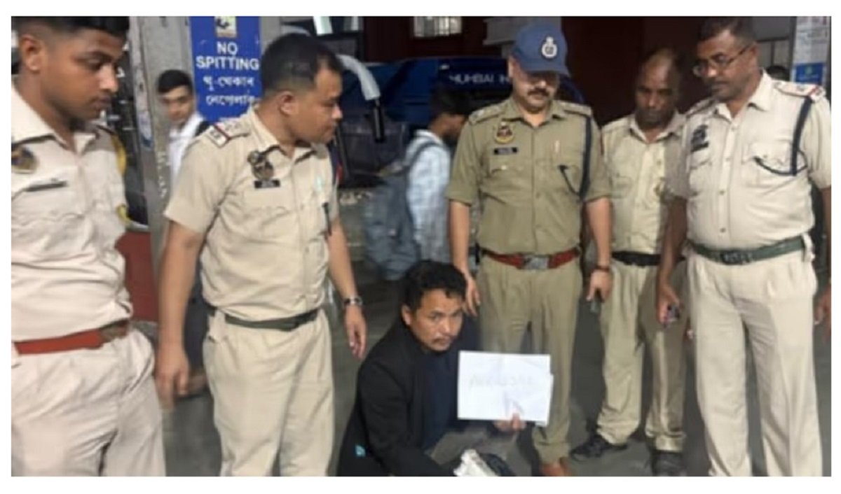 Fake currency worth Rs 2.45 lakh seized at Guwahati ISBT, Arunachal youth detained