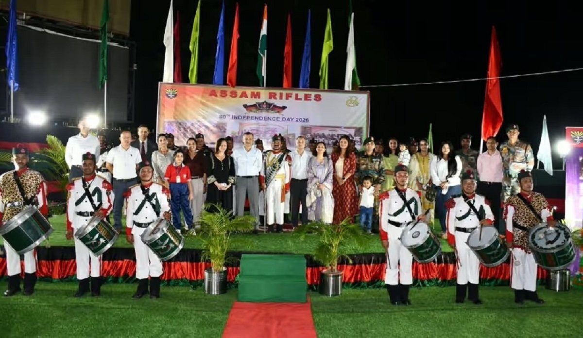 Assam Rifles Pipe Band draws 1,050 spectators at Imphal’s Kangla West Gate