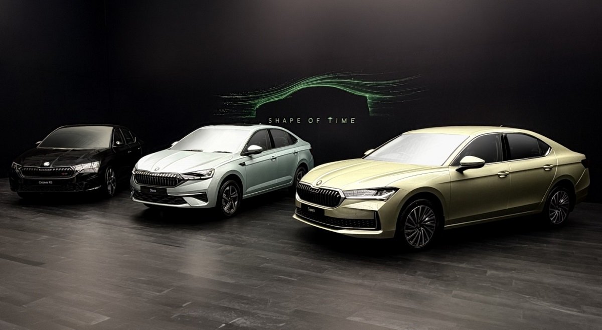 Škoda doubles down on sedans with new Slavia, Octavia RS and Superb TDI